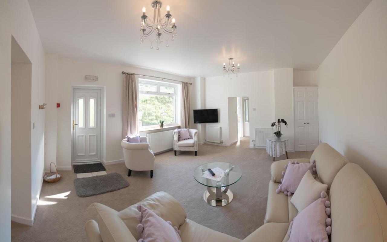 Ledgowan Lodge Hotel Achnasheen Bagian luar foto