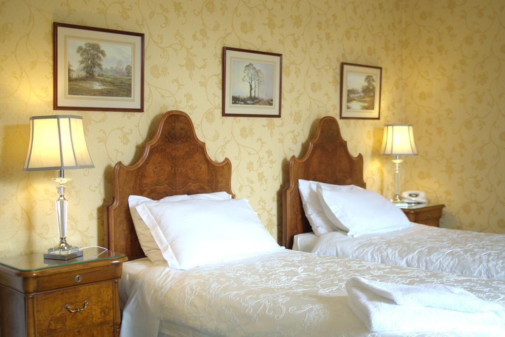 Ledgowan Lodge Hotel Achnasheen Bagian luar foto