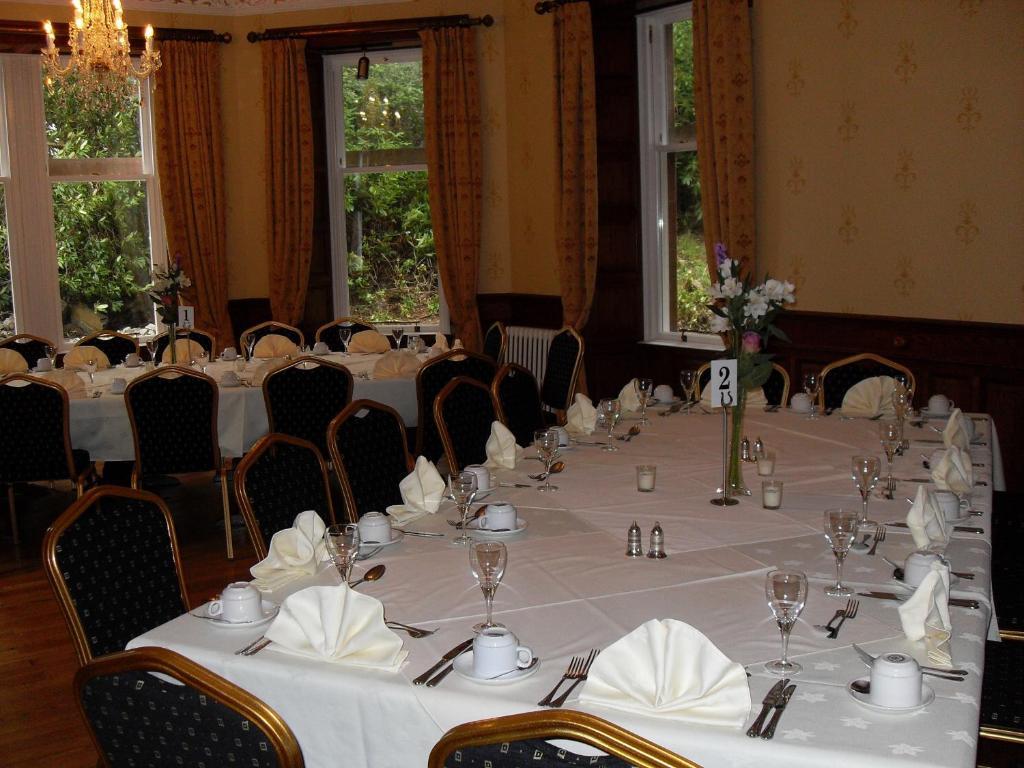 Ledgowan Lodge Hotel Achnasheen Bagian luar foto